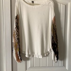 Free People sweater  in large